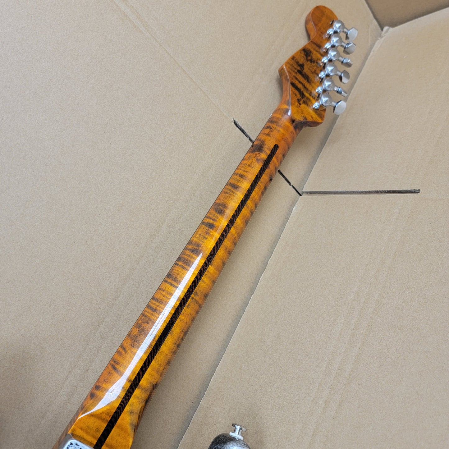 Strat Electric Guitar, Alder Body, Titanium 2-point bridge  Canada Roasted Flamed Maple C Neck  22 Frets Customizer Pickups Style Guitar, 9.5” Rosewood  Fingerboard