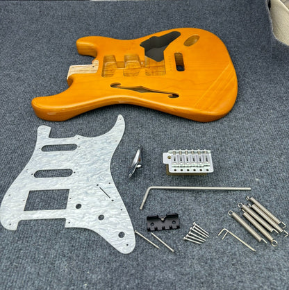 The semi-hollow body of the adapted ST electric guitar is 55.9mm wide and 17mm deep, with standard brass vibrato bridge and customized circuit.